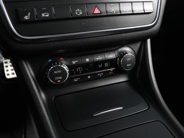 Mercedes-Benz GLA I (X156) с пробегом 2015 года, цена 2 149 000 рублей, 117417 км, внедорожник, Автокод Объявления