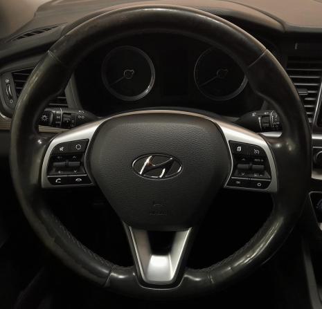 Hyundai Sonata VII (LF) Рестайлинг с пробегом 2018 года, цена 1 599 000 рублей, 102000 км, седан, Автокод Объявления