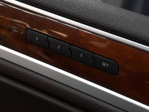 Volkswagen Touareg II с пробегом 2012 года, цена 2 099 000 рублей, 229972 км, внедорожник, Автокод Объявления