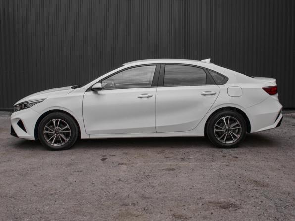 Kia K3 II Рестайлинг с пробегом 2021 года, цена 1 725 000 рублей, 113610 км, седан, Автокод Объявления