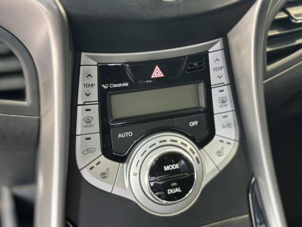 Hyundai Elantra V (MD) с пробегом 2012 года, цена 719 000 рублей, 265717 км, седан, Автокод Объявления