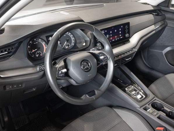 Skoda Octavia IV (A8) с пробегом 2021 года, цена 2 292 200 рублей, 94607 км, лифтбек, Автокод Объявления