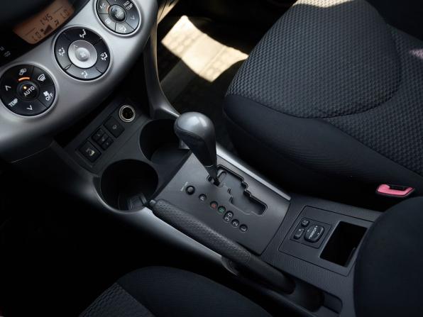Toyota RAV4 III (XA30) с пробегом 2008 года, цена 1 080 000 рублей, 271090 км, внедорожник, Автокод Объявления