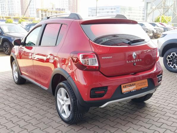 Renault Sandero II с пробегом 2016 года, цена 1 070 000 рублей, 82925 км, хэтчбек, Автокод Объявления