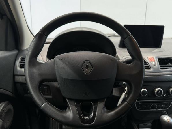 Renault Fluence I с пробегом 2011 года, цена 590 000 рублей, 208999 км, седан, Автокод Объявления