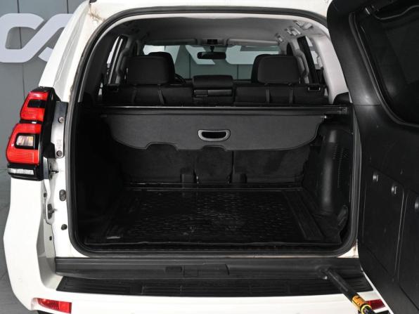 Toyota Land Cruiser Prado 150 Series Рестайлинг 3 с пробегом 2020 года, цена 4 259 000 рублей, 173430 км, внедорожник, Автокод Объявления