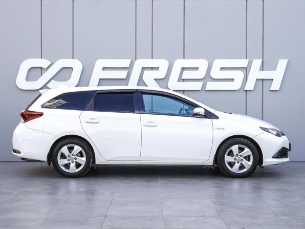 Toyota Auris II Рестайлинг с пробегом 2018 года, цена 1 598 000 рублей, 251191 км, универсал, Автокод Объявления