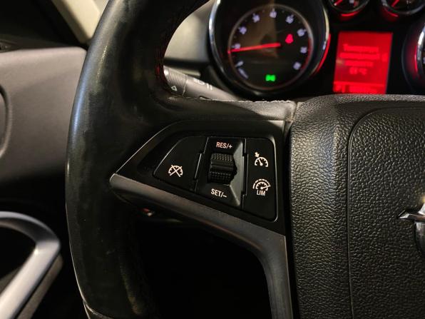 Opel Zafira C с пробегом 2013 года, цена 1 150 000 рублей, 183546 км, минивэн, Автокод Объявления