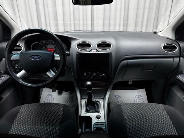 Ford Focus II Рестайлинг с пробегом 2010 года, цена 629 000 рублей, 185200 км, хэтчбек, Автокод Объявления