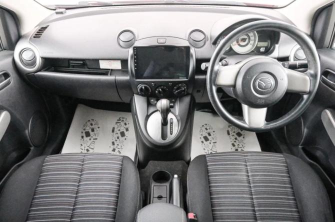 Mazda Demio III (DE) с пробегом 2009 года, цена 649 000 рублей, 172468 км, хэтчбек, Автокод Объявления