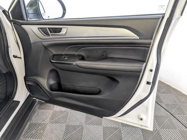 Haval M6 II с пробегом 2023 года, цена 1 725 000 рублей, 49782 км, внедорожник, Автокод Объявления