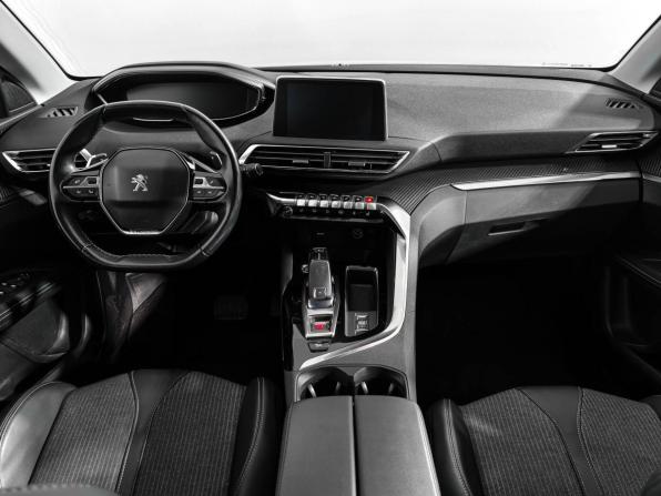 Peugeot 3008 II Рестайлинг с пробегом 2021 года, цена 1 950 000 рублей, 136425 км, внедорожник, Автокод Объявления