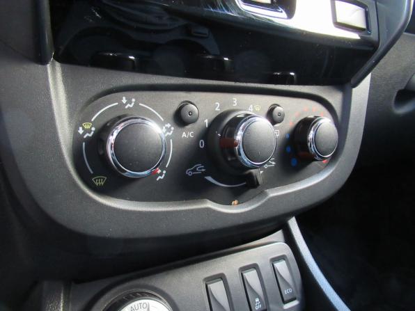 Renault Duster I Рестайлинг с пробегом 2018 года, цена 1 380 000 рублей, 68794 км, внедорожник, Автокод Объявления