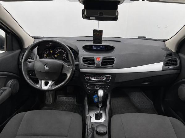 Renault Fluence I с пробегом 2011 года, цена 650 500 рублей, 220434 км, седан, Автокод Объявления