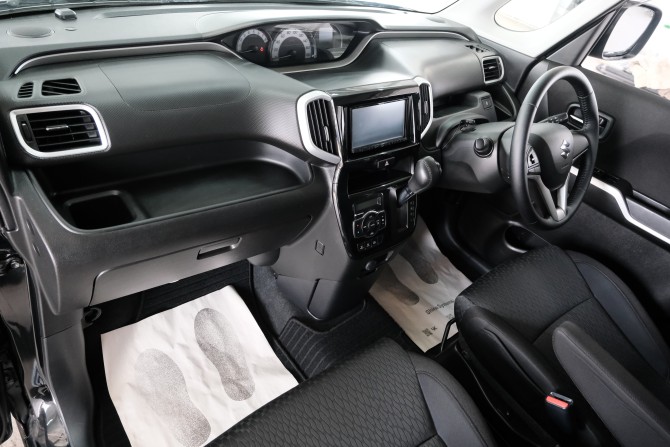 Suzuki Solio III с пробегом 2017 года, цена 1 329 000 рублей, 76000 км, микровэн, Автокод Объявления
