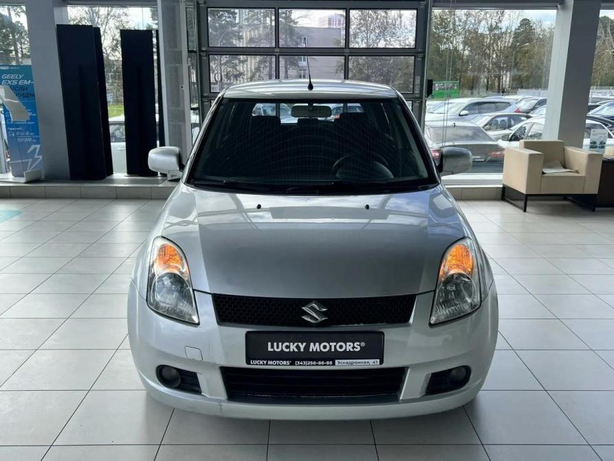Suzuki Swift III Екатеринбург  - изображение 2
