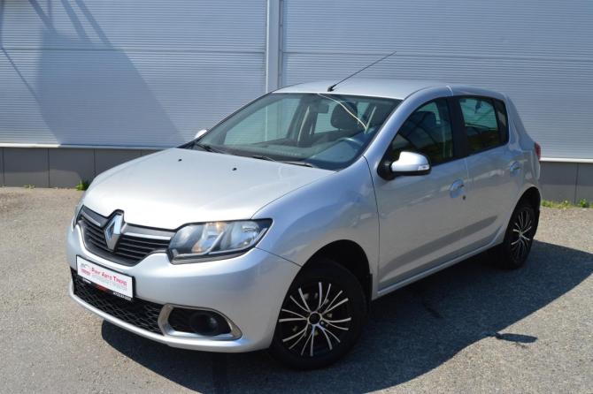Renault Sandero II с пробегом 2016 года, цена 750 000 рублей, 194360 км, хэтчбек, Автокод Объявления
