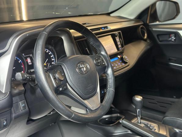Toyota RAV4 IV (XA40) Рестайлинг с пробегом 2017 года, цена 2 165 000 рублей, 166418 км, внедорожник, Автокод Объявления