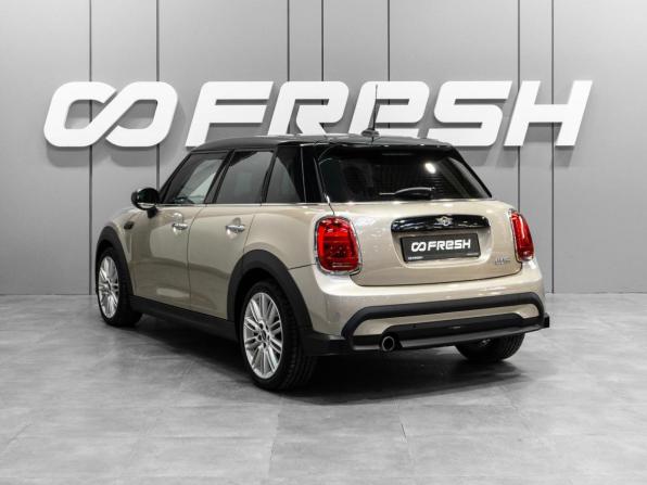 Mini Hatch III (F55/F56) Рестайлинг 2 с пробегом 2022 года, цена 3 149 000 рублей, 16192 км, хэтчбек, Автокод Объявления