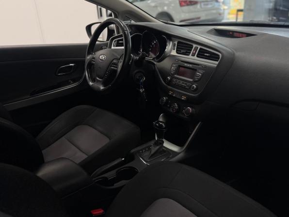 Kia Ceed II с пробегом 2013 года, цена 1 370 000 рублей, 71661 км, хэтчбек, Автокод Объявления
