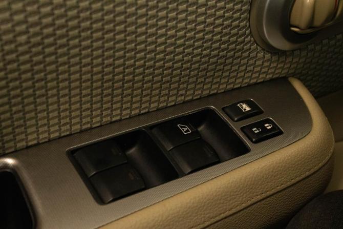 Nissan Tiida I с пробегом 2008 года, цена 629 000 рублей, 262144 км, хэтчбек, Автокод Объявления