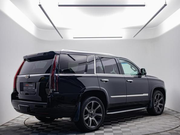 Cadillac Escalade IV с пробегом 2018 года, цена 4 790 000 рублей, 161610 км, внедорожник, Автокод Объявления