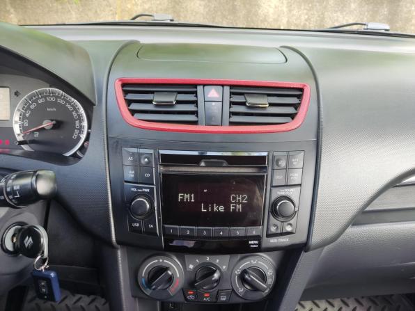 Suzuki Swift IV с пробегом 2011 года, цена 790 000 рублей, 129412 км, хэтчбек, Автокод Объявления