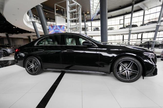 Новый Mercedes-Benz E-Класс VI (W214 S214) 2025 года, цена 8 800 000 рублей, седан, Автокод Объявления