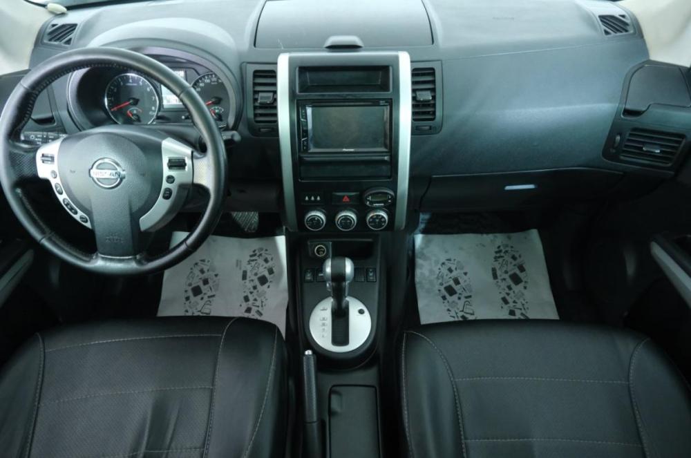 Nissan X-Trail II Рестайлинг Омск  - изображение 14