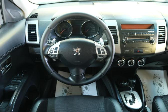 Peugeot 4007 с пробегом 2011 года, цена 1 159 000 рублей, 209560 км, внедорожник, Автокод Объявления