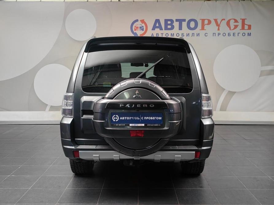 Mitsubishi Pajero IV Рестайлинг 1 Москва  - изображение 4