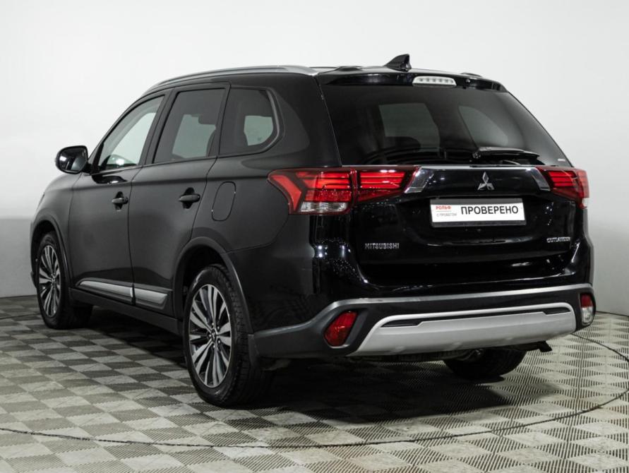 Mitsubishi Outlander III Рестайлинг 3 Санкт-Петербург  - изображение 8