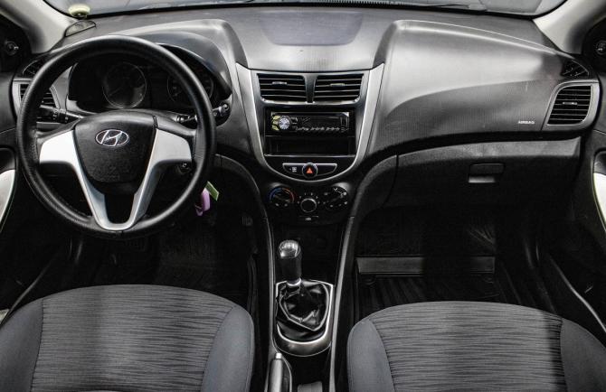 Hyundai Solaris I Рестайлинг с пробегом 2014 года, цена 869 000 рублей, 148797 км, седан, Автокод Объявления