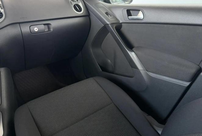 Volkswagen Tiguan I Рестайлинг с пробегом 2012 года, цена 1 215 000 рублей, 285427 км, внедорожник, Автокод Объявления