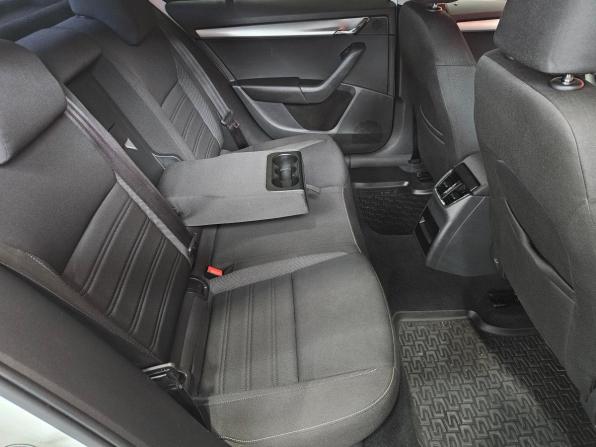 Skoda Octavia III (A7) Рестайлинг с пробегом 2017 года, цена 1 735 000 рублей, 97902 км, лифтбек, Автокод Объявления