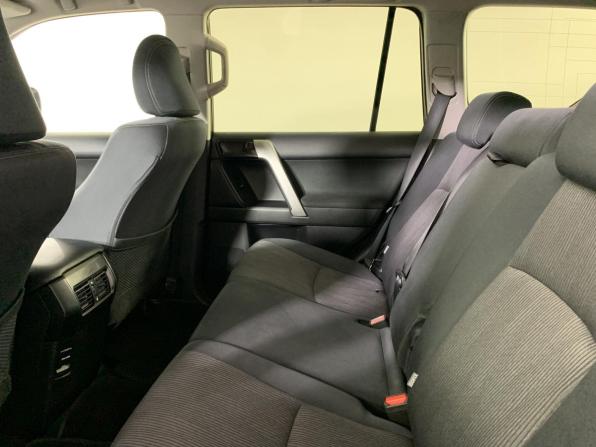 Toyota Land Cruiser Prado 150 Series Рестайлинг 1 с пробегом 2017 года, цена 4 450 000 рублей, 108017 км, внедорожник, Автокод Объявления