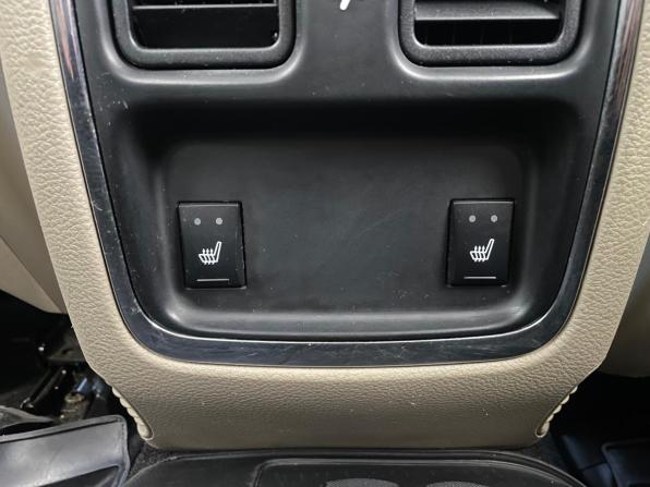 Jeep Grand Cherokee IV (WK2) с пробегом 2012 года, цена 1 640 000 рублей, 201000 км, внедорожник, Автокод Объявления