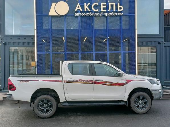 Toyota Hilux VIII Рестайлинг 2 с пробегом 2024 года, цена 6 499 000 рублей, 7500 км, offers.body_type.unknown, Автокод Объявления