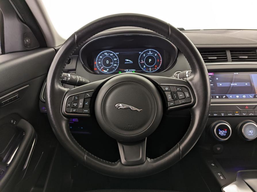 Jaguar E-Pace I Москва  - изображение 23