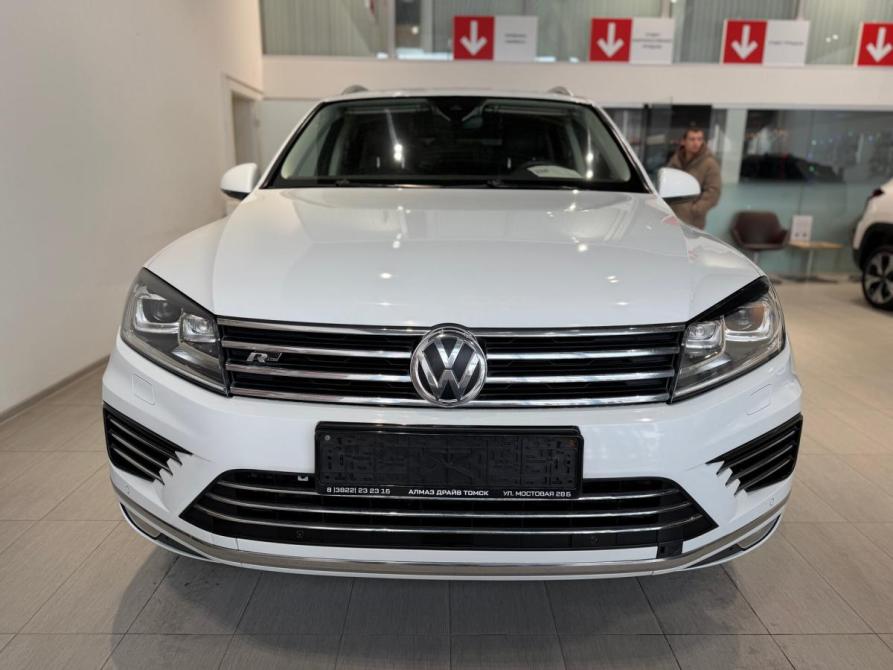Volkswagen Touareg II Рестайлинг Томск  - изображение 3