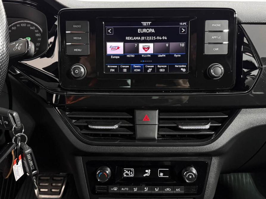 Volkswagen Polo VI Санкт-Петербург  - изображение 16
