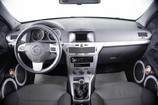 Opel Astra H Рестайлинг с пробегом 2012 года, цена 699 000 рублей, 148800 км, хэтчбек, Автокод Объявления