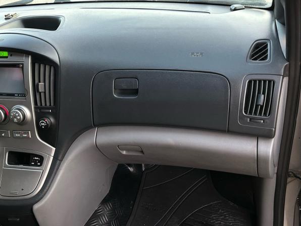 Hyundai Grand Starex I с пробегом 2012 года, цена 1 420 000 рублей, 285500 км, минивэн, Автокод Объявления