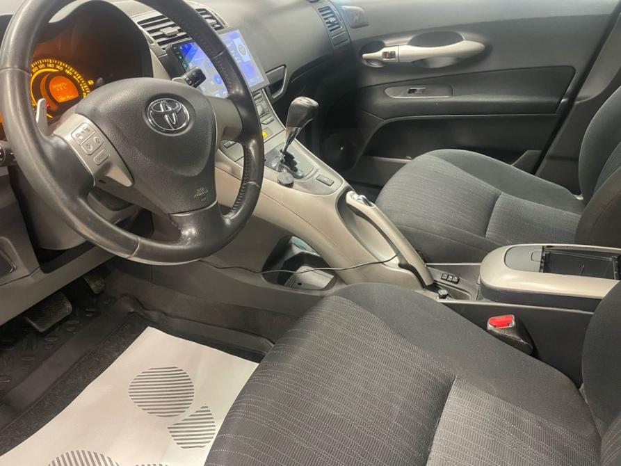 Toyota Auris I Санкт-Петербург  - изображение 9