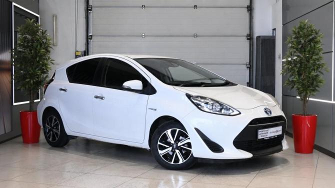 Toyota Aqua I Рестайлинг 2 с пробегом 2018 года, цена 1 070 000 рублей, 101750 км, хэтчбек, Автокод Объявления