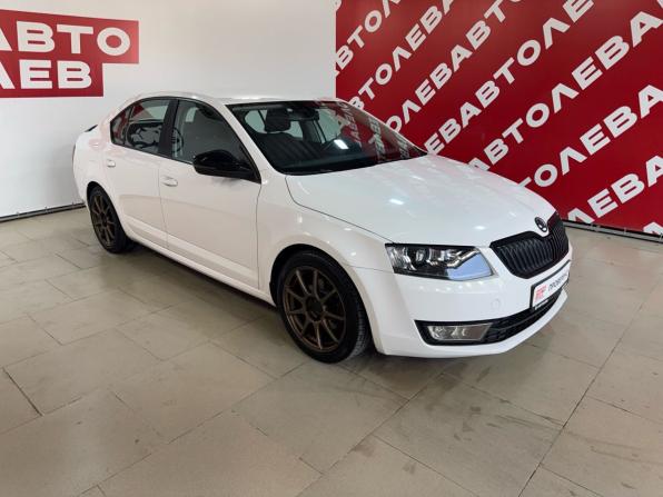 Skoda Octavia III (A7) с пробегом 2015 года, цена 1 290 000 рублей, 157560 км, лифтбек, Автокод Объявления