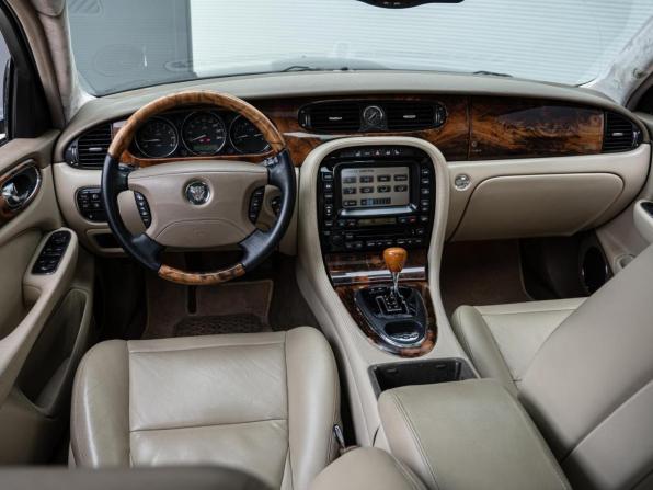 Jaguar XJ III (X350/X358) с пробегом 2003 года, цена 2 120 000 рублей, 252895 км, седан, Автокод Объявления