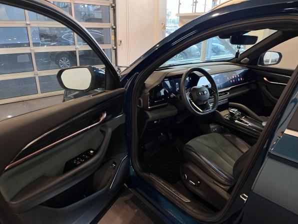 Geely Monjaro I с пробегом 2023 года, цена 3 235 000 рублей, 50387 км, внедорожник, Автокод Объявления