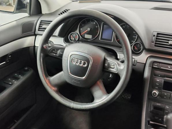 Audi A4 III (B7) с пробегом 2006 года, цена 735 000 рублей, 228971 км, седан, Автокод Объявления