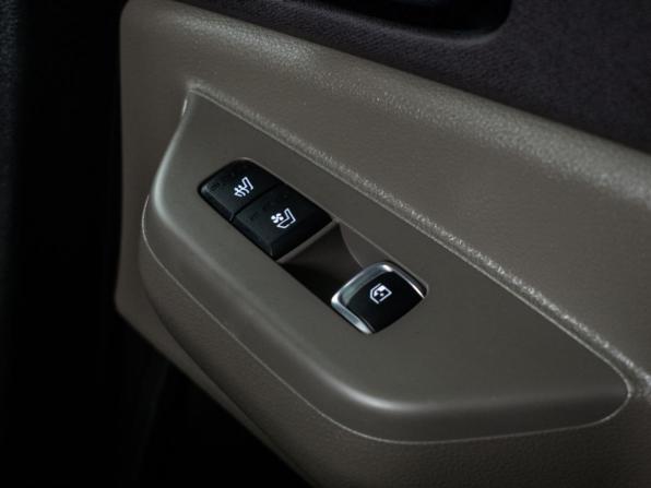 Kia Carnival IV Рестайлинг с пробегом 2024 года, цена 5 560 000 рублей, 47497 км, минивэн, Автокод Объявления